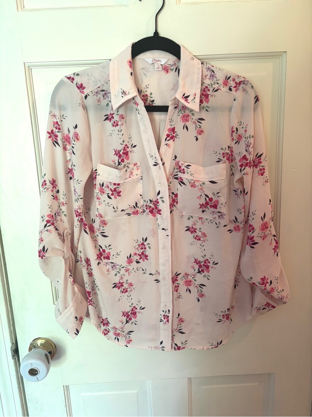 Candie’s Button Up floral blouse light pink